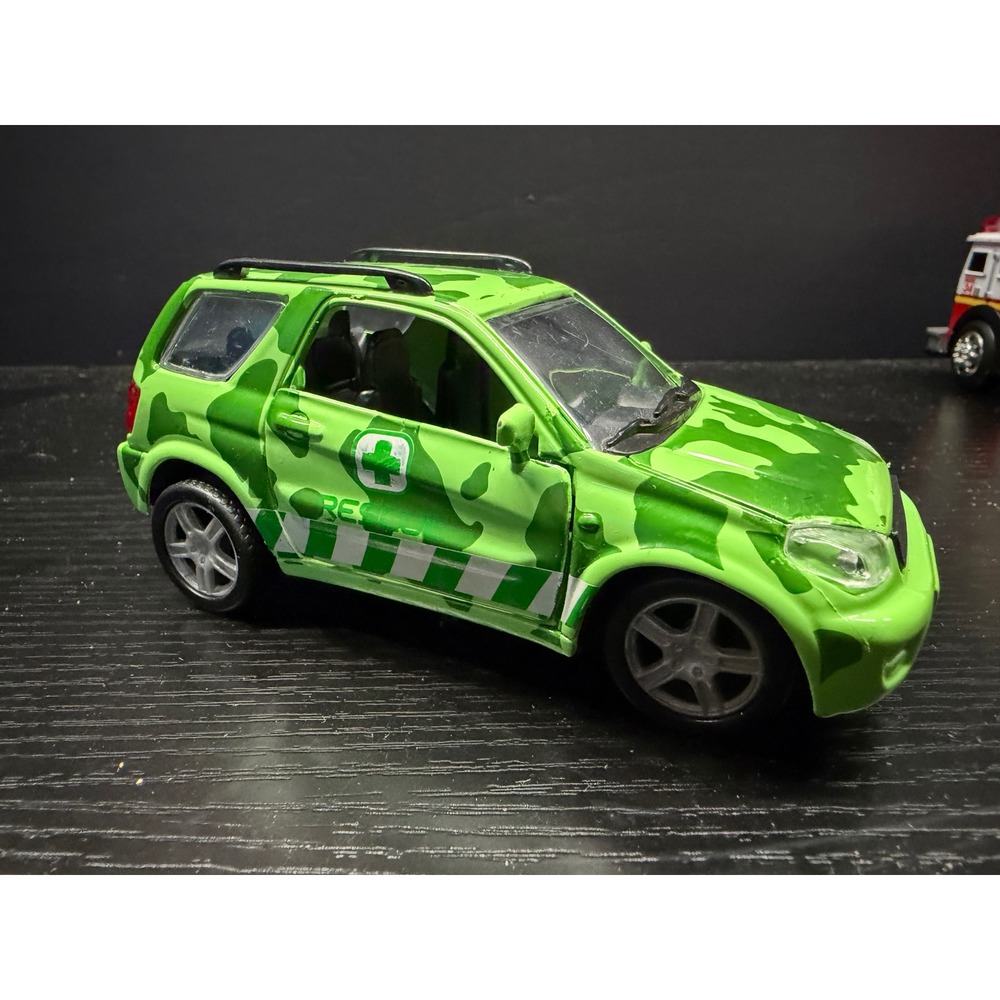 Rinco Green Camouflage SUV Toy Diecast Off-Road Vehicle 02720